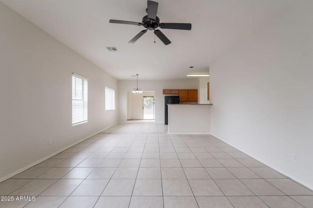 Real Estate Picture 11
