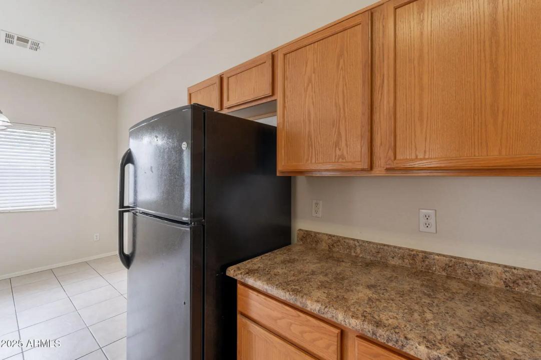 Real Estate Picture 19