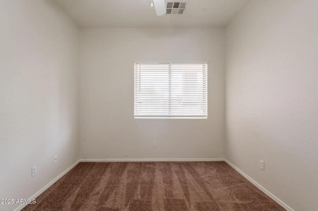 Real Estate Picture 27