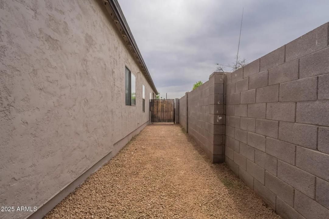 Real Estate Picture 51