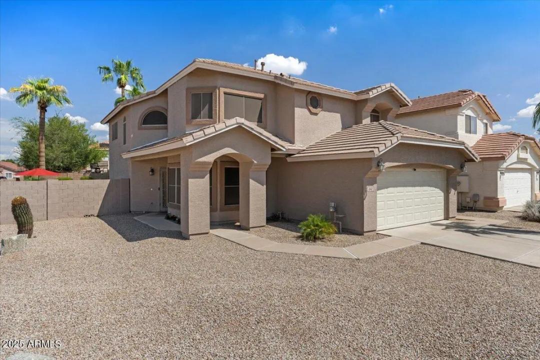 Real Estate Picture 8