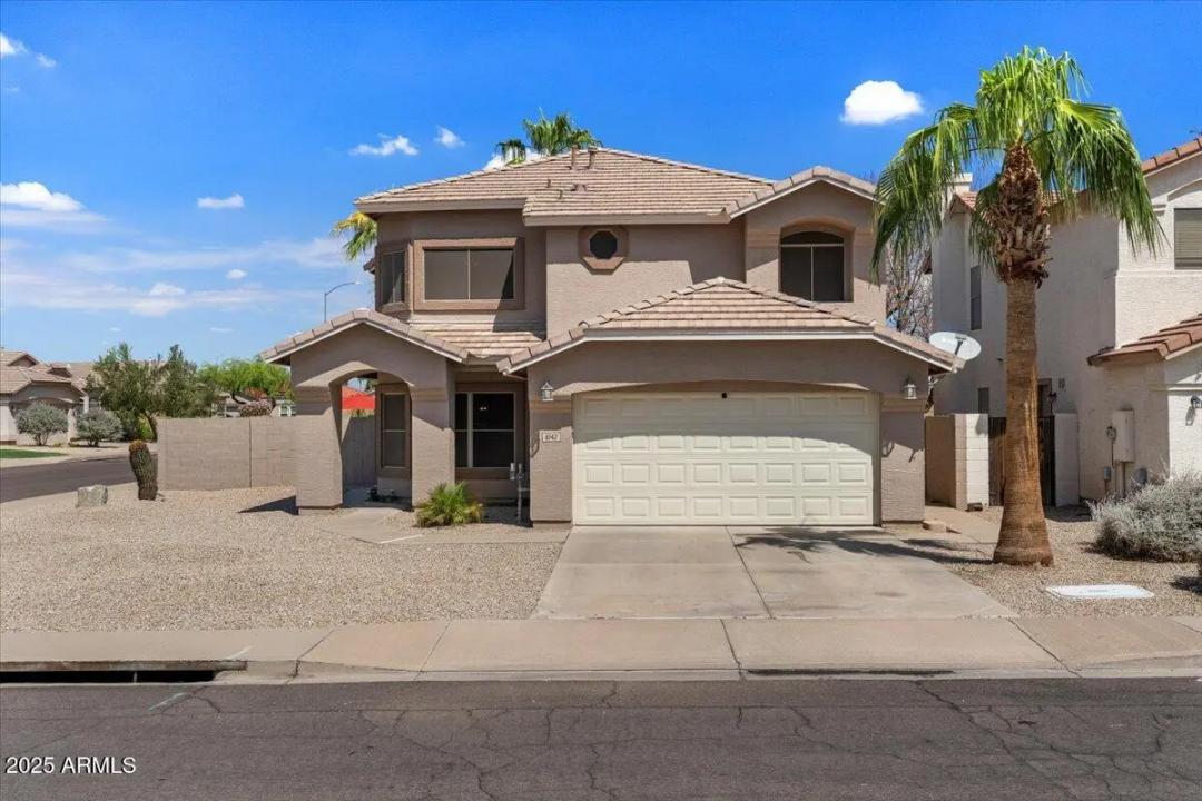Real Estate Picture 9
