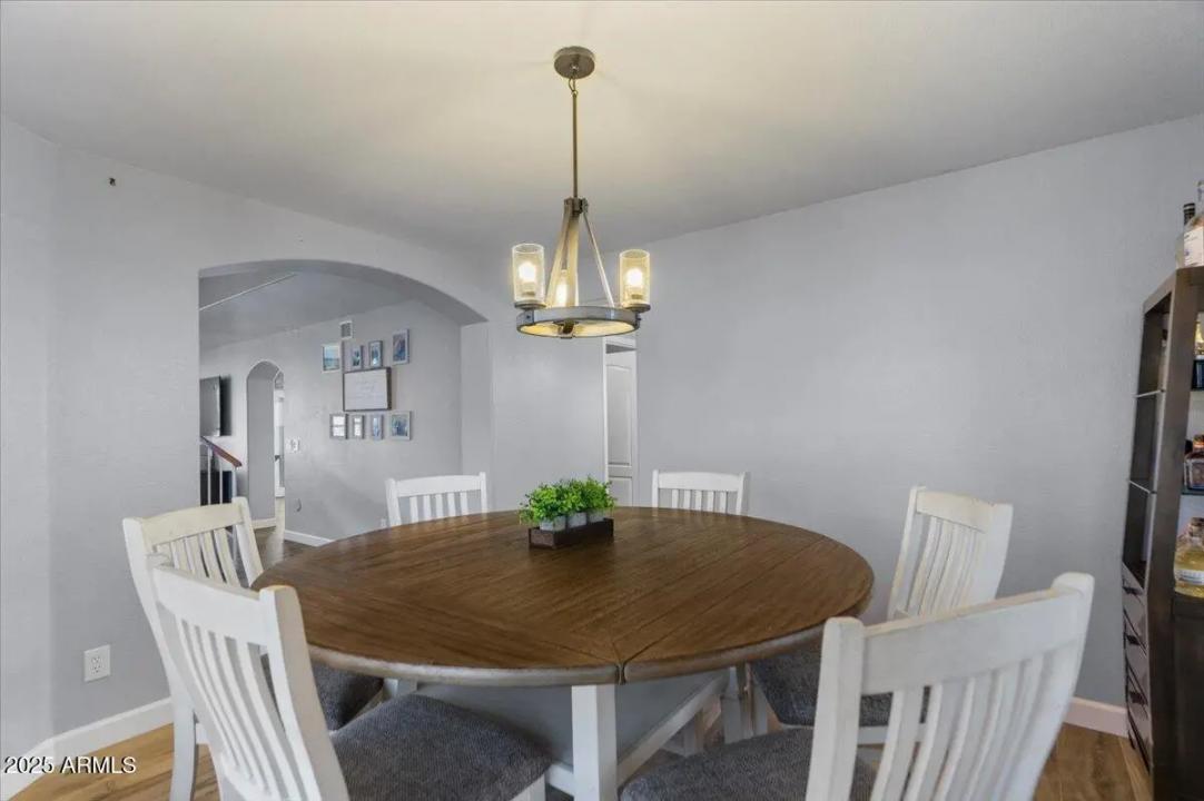 Real Estate Picture 25