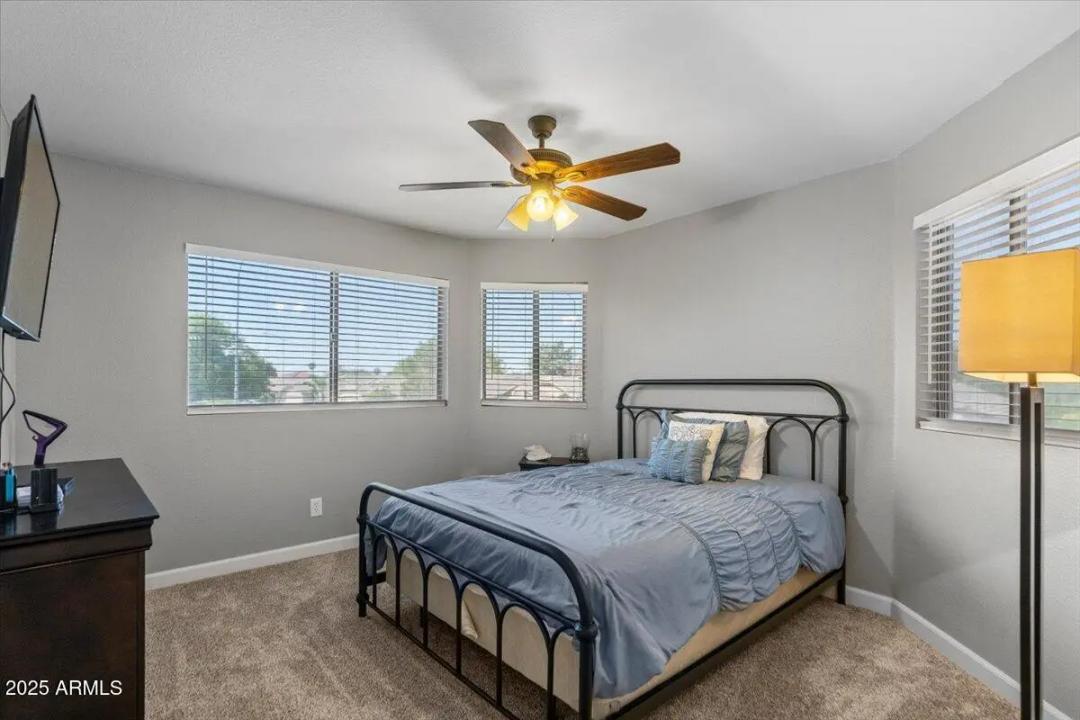 Real Estate Picture 39