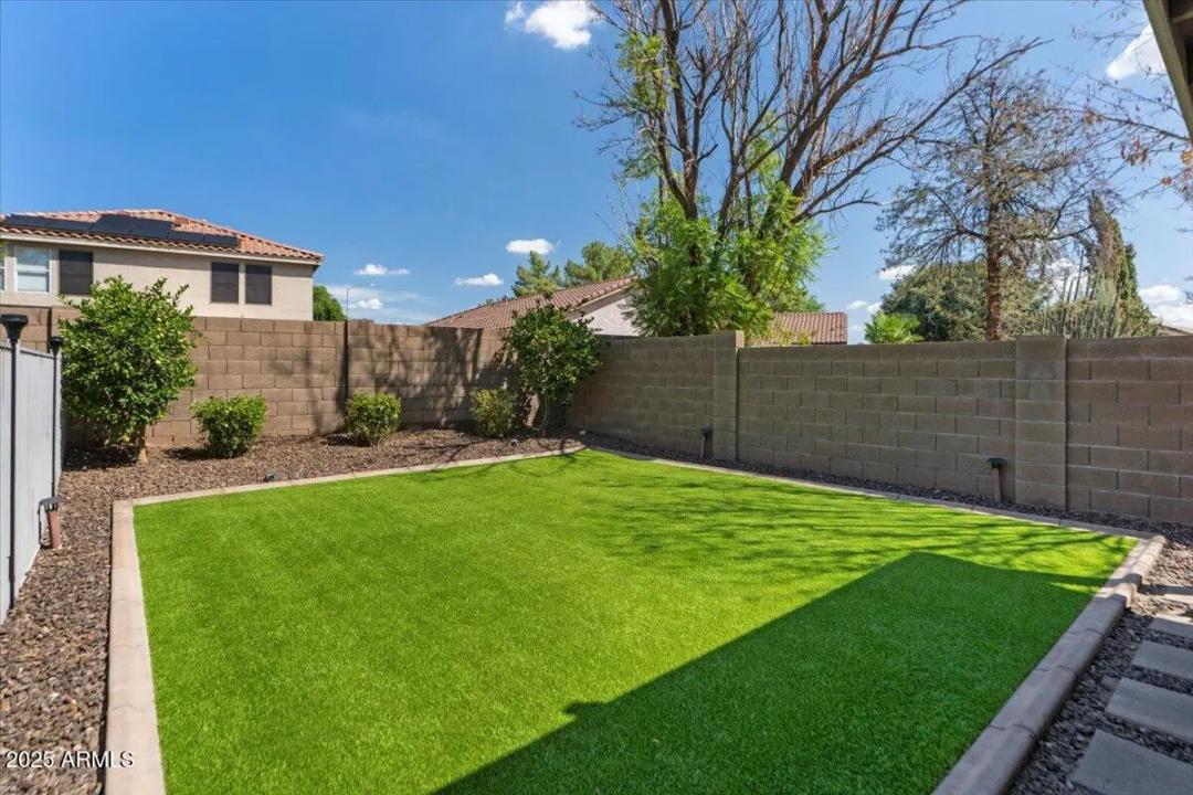 Real Estate Picture 45