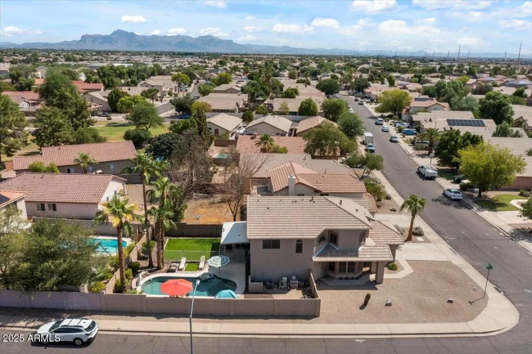 Real Estate Picture 53