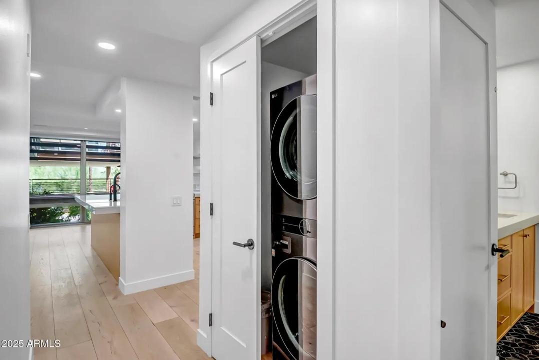 Real Estate Picture 18