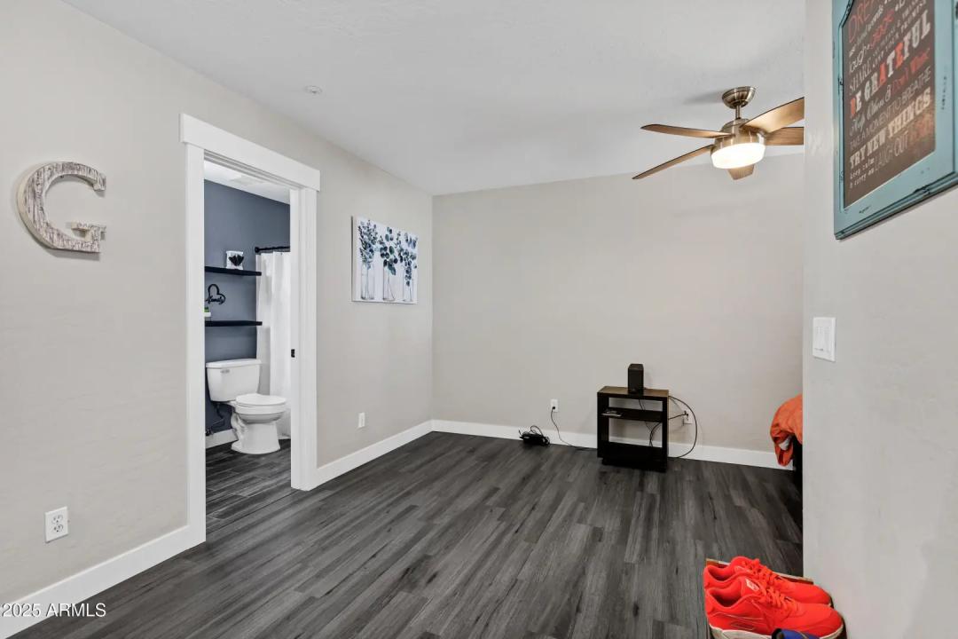 Real Estate Picture 6