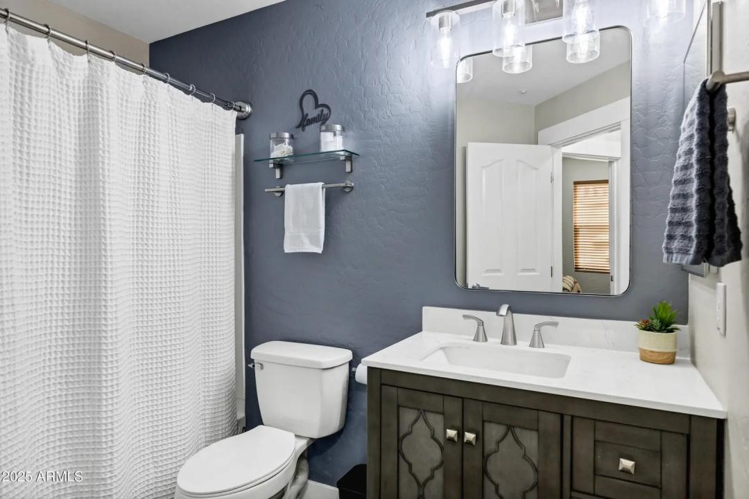 Real Estate Picture 20
