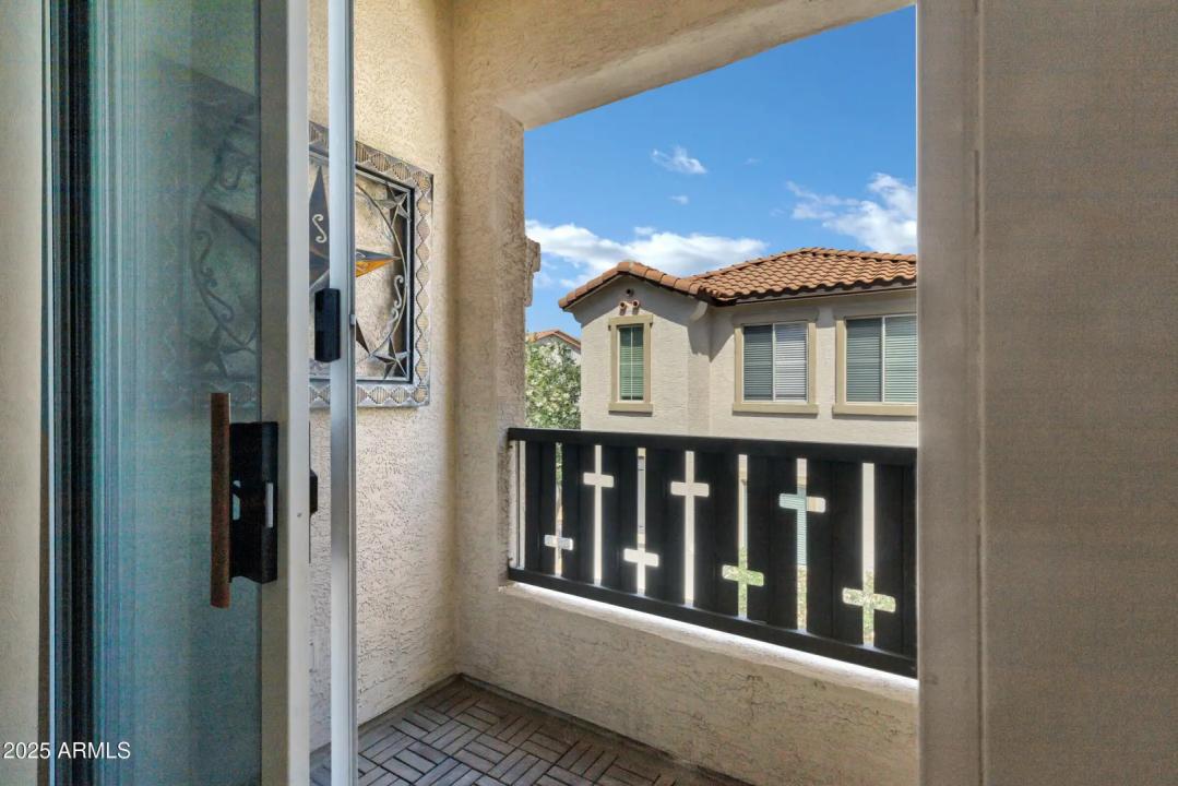 Real Estate Picture 22