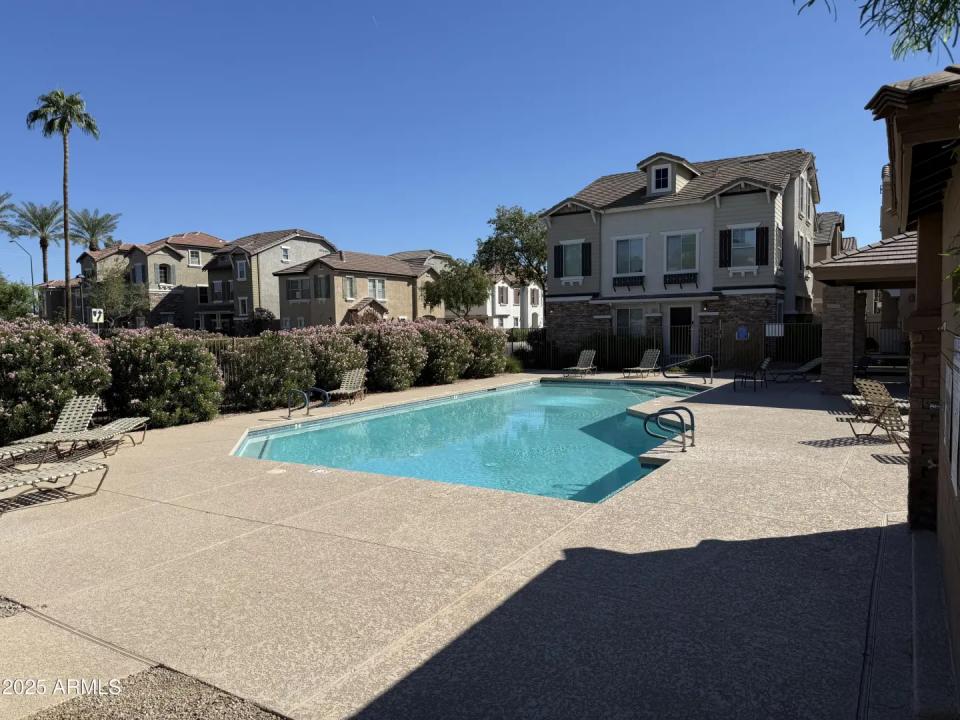 Real Estate Picture 34