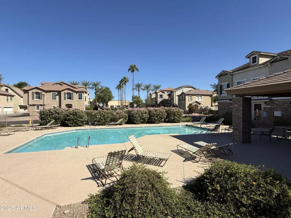 Real Estate Picture 35