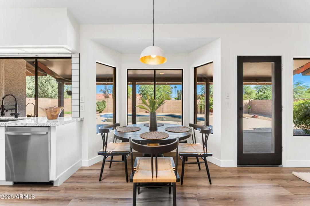 Real Estate Picture 10