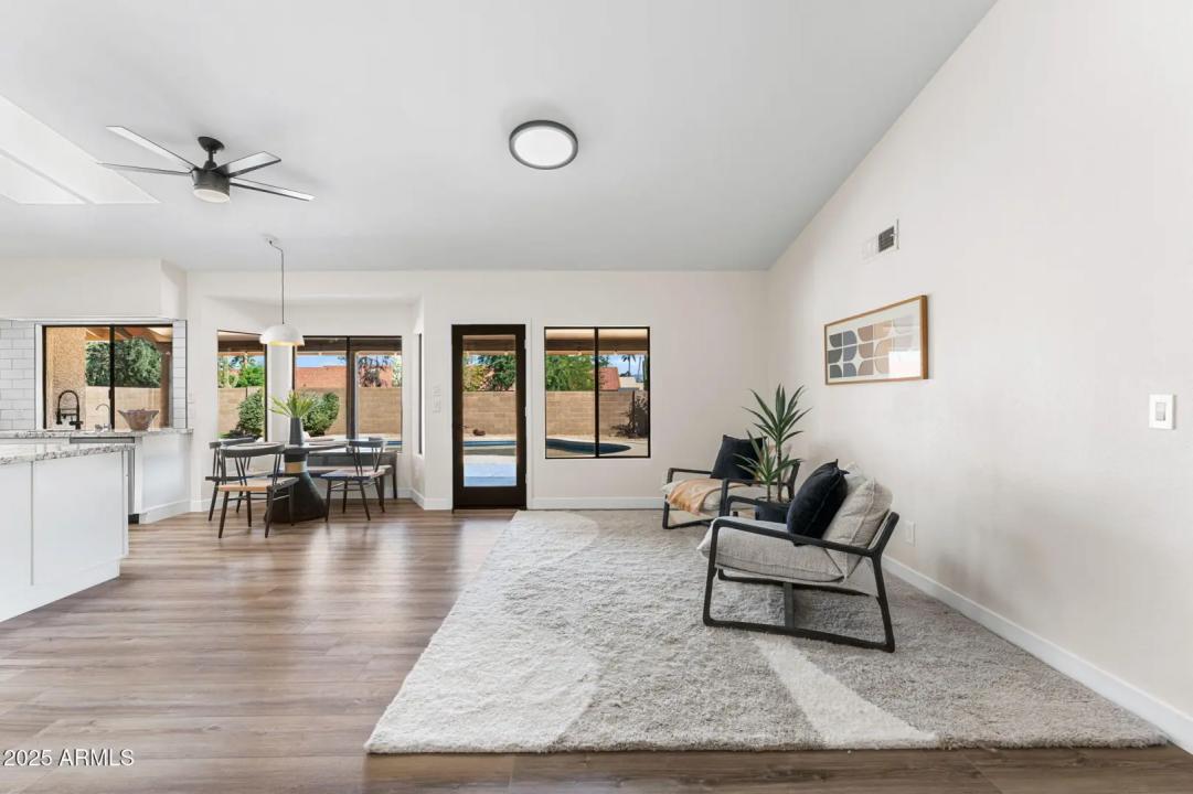 Real Estate Picture 16