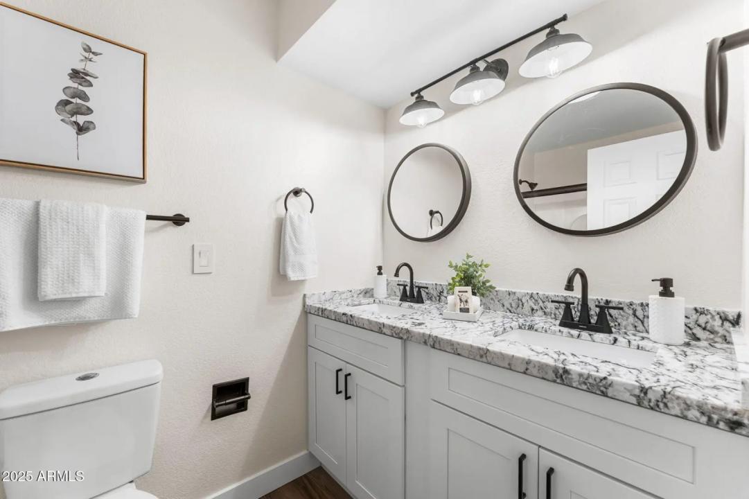 Real Estate Picture 37