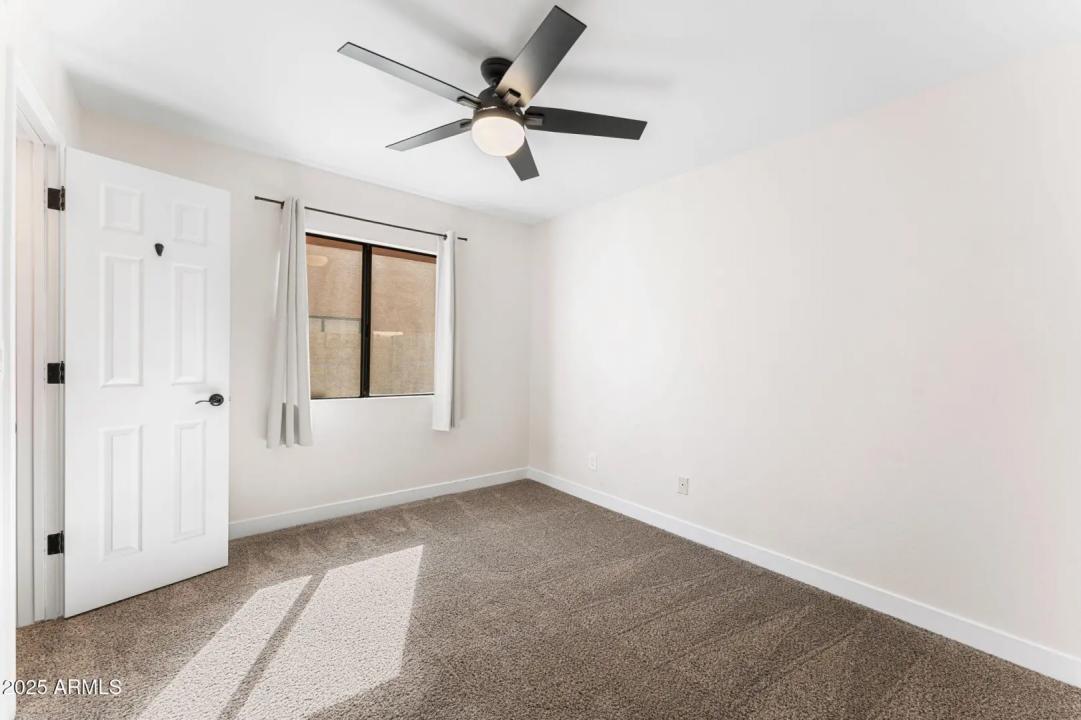 Real Estate Picture 39