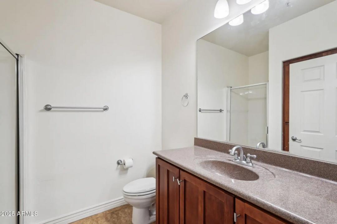Real Estate Picture 15