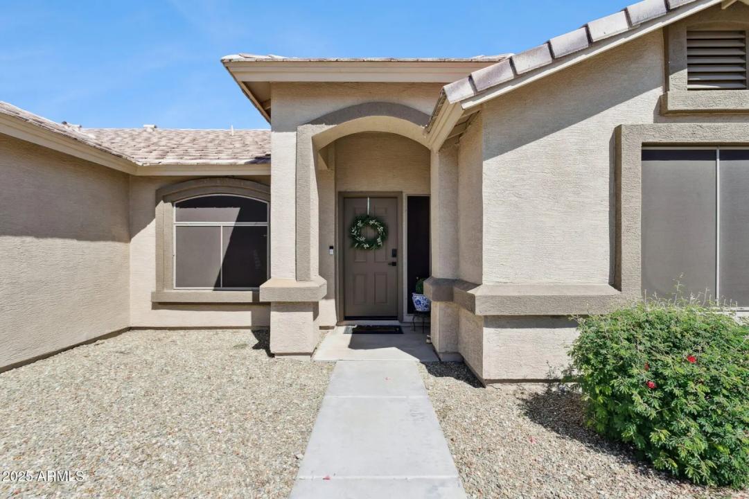 Real Estate Picture 1