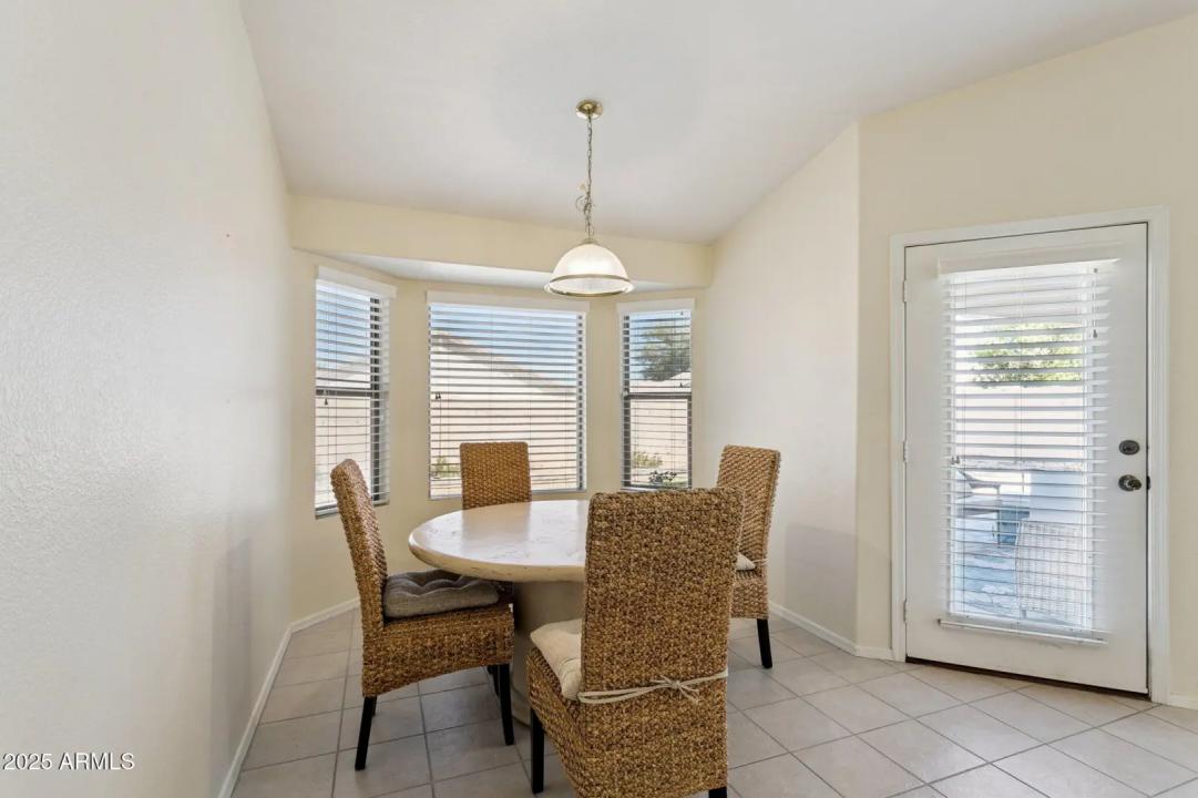 Real Estate Picture 8