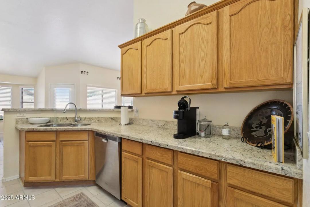 Real Estate Picture 12