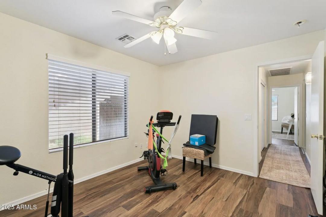 Real Estate Picture 20