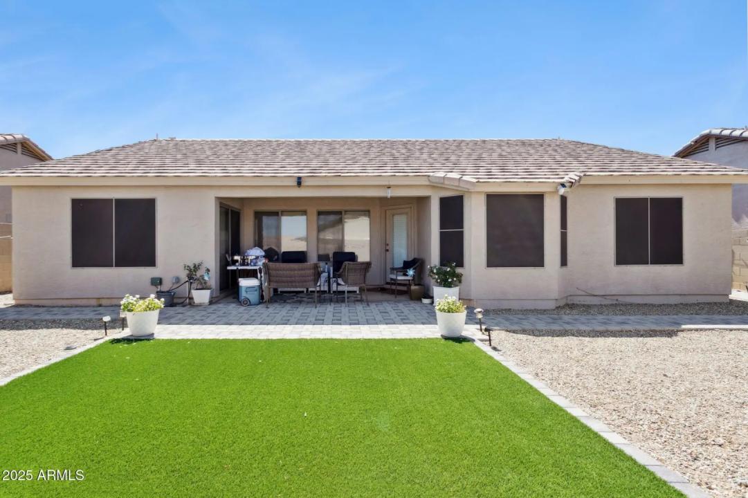 Real Estate Picture 25
