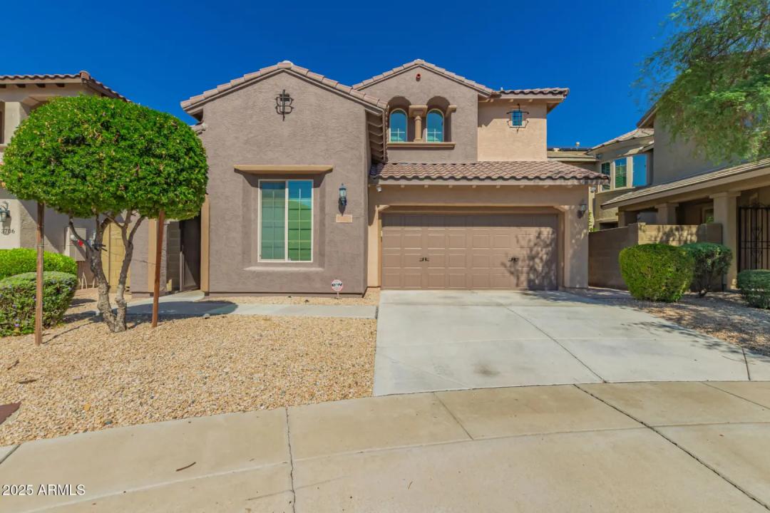 3710 E MATTHEW Drive Phoenix AZ 85050