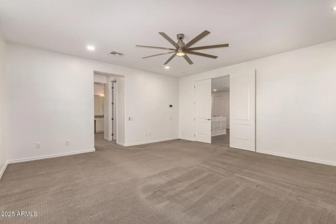 Real Estate Picture 19