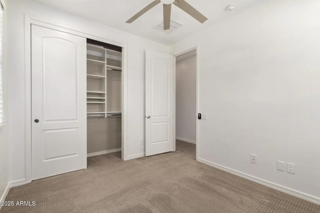 Real Estate Picture 25