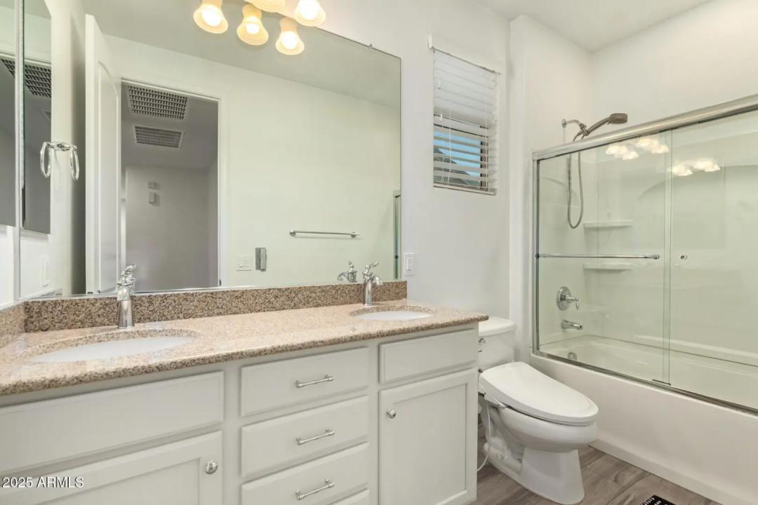 Real Estate Picture 26
