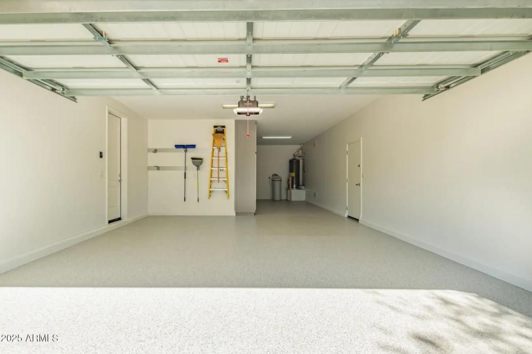 Real Estate Picture 34