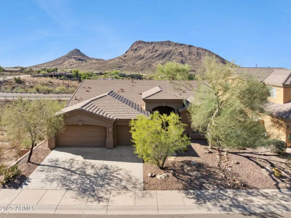 Real Estate Picture 1