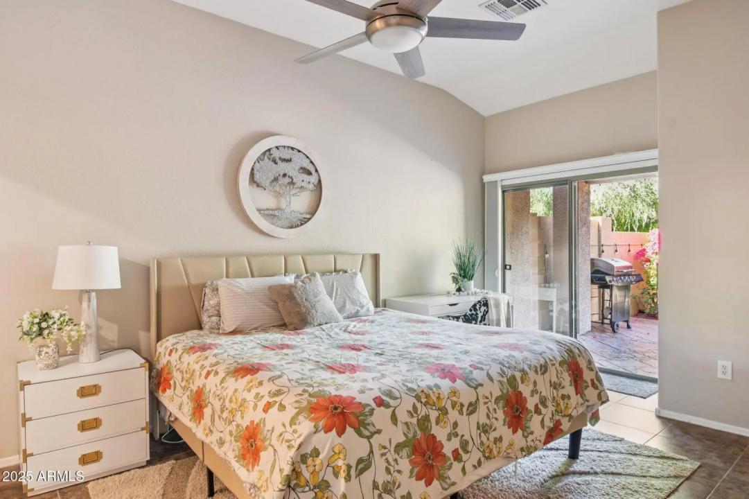 Real Estate Picture 6