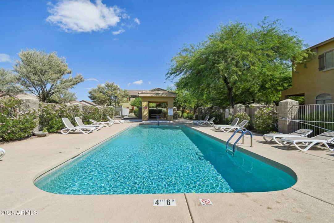 Real Estate Picture 11