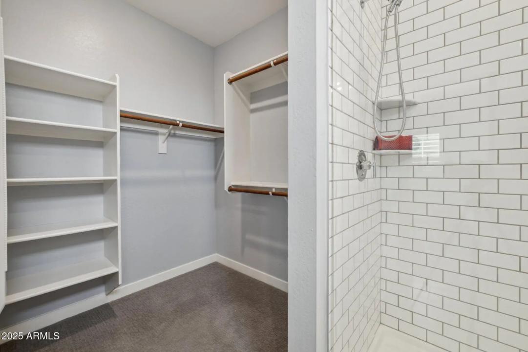 Real Estate Picture 15