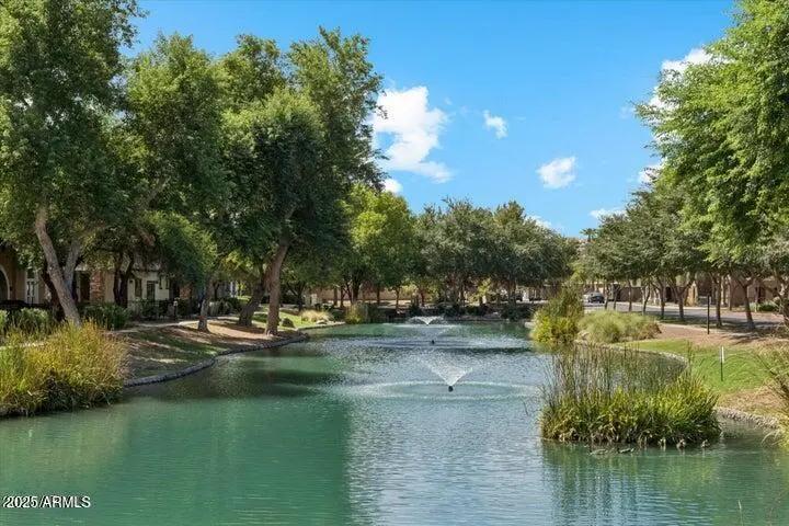 Real Estate Picture 23