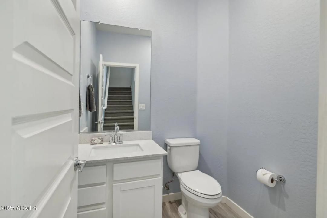Real Estate Picture 10