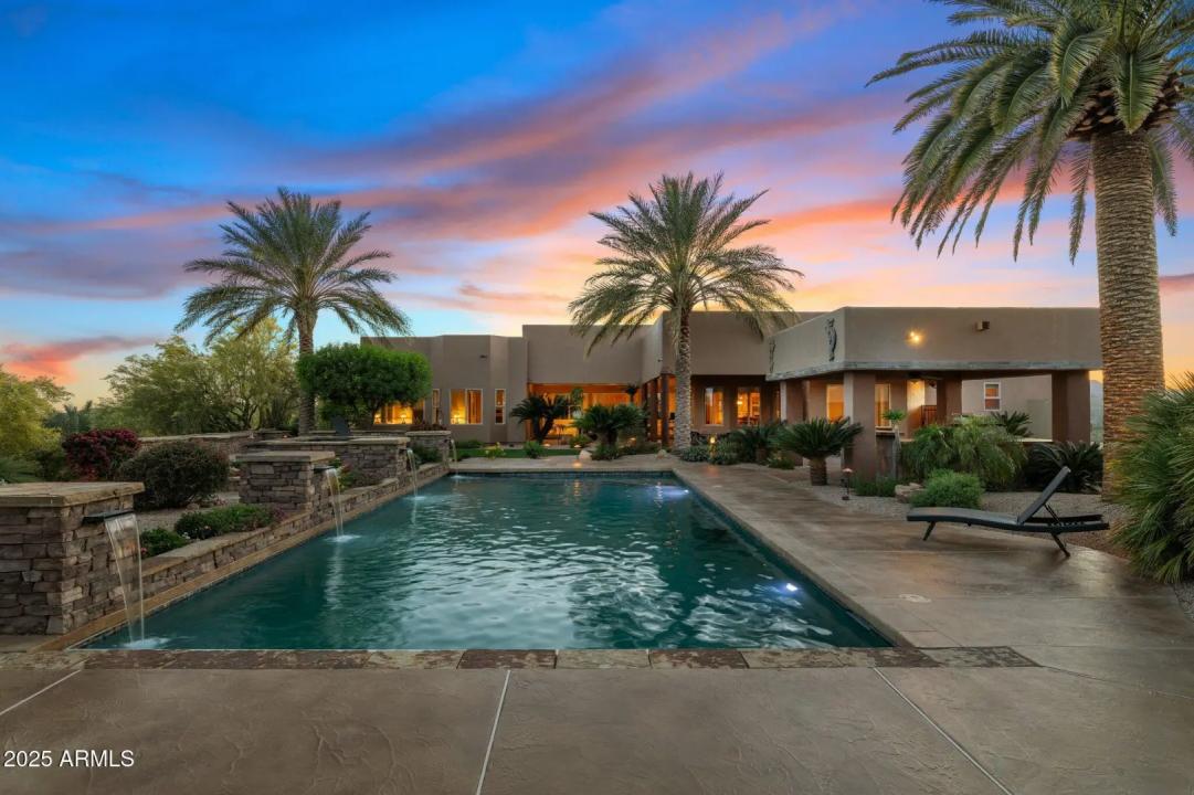 Real Estate Picture 7