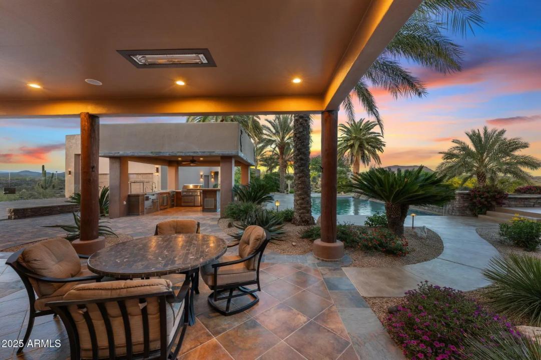 Real Estate Picture 24