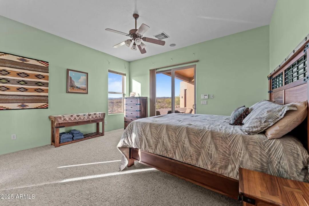Real Estate Picture 33