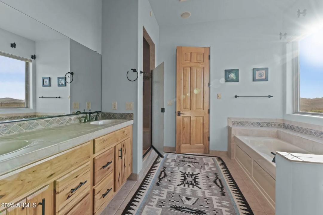 Real Estate Picture 34