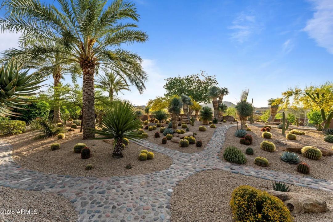 Real Estate Picture 39