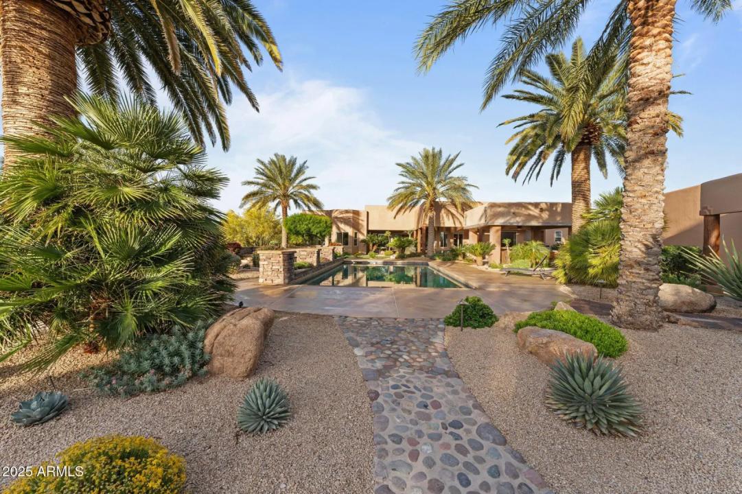 Real Estate Picture 40