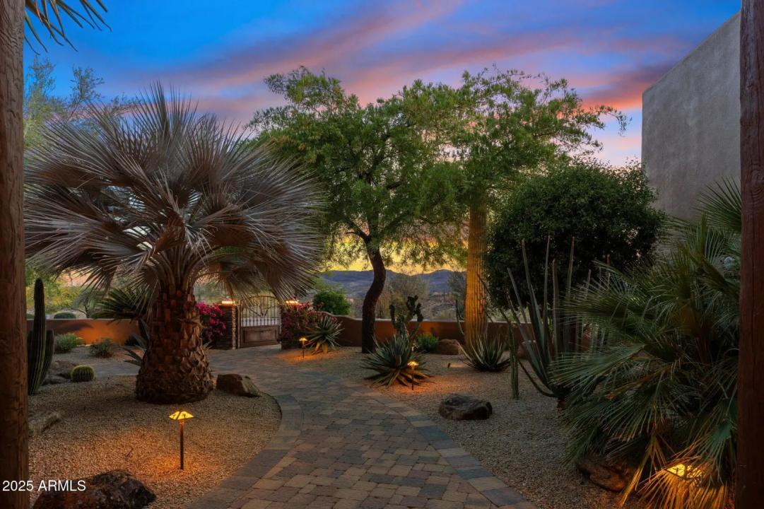 Real Estate Picture 48