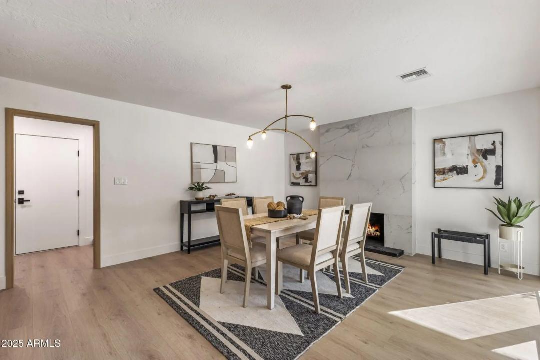 Real Estate Picture 10