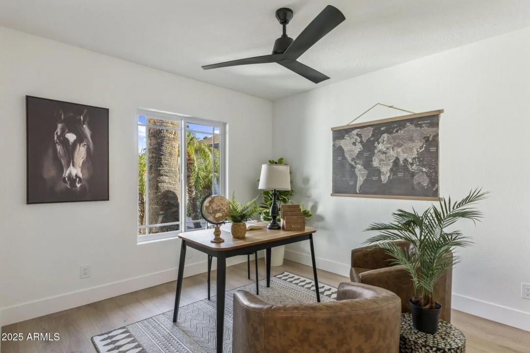 Real Estate Picture 16