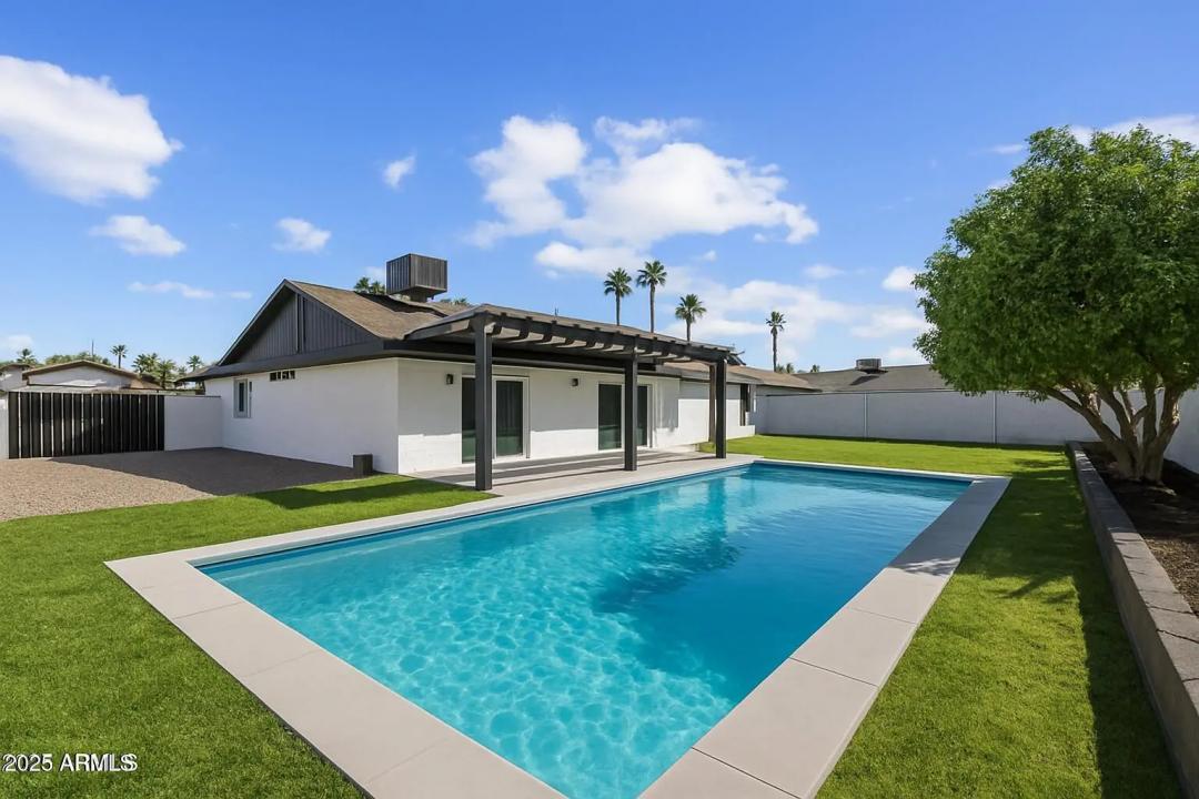 Real Estate Picture 26
