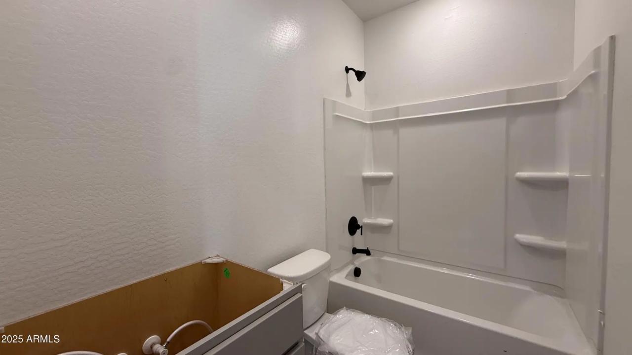 Real Estate Picture 21