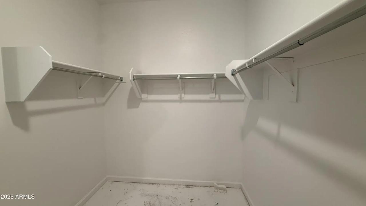 Real Estate Picture 22