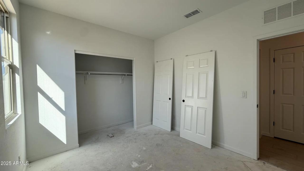 Real Estate Picture 26